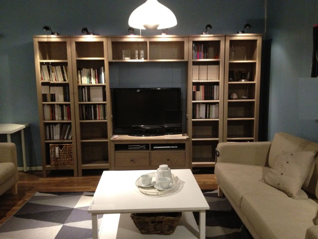 Living Room Design with TV Cabinet